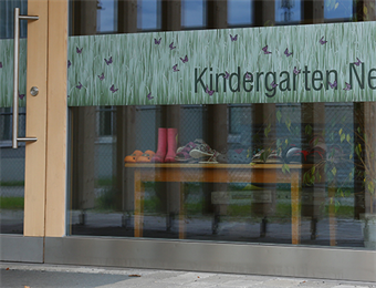 Eingang Kindergarten Dorf